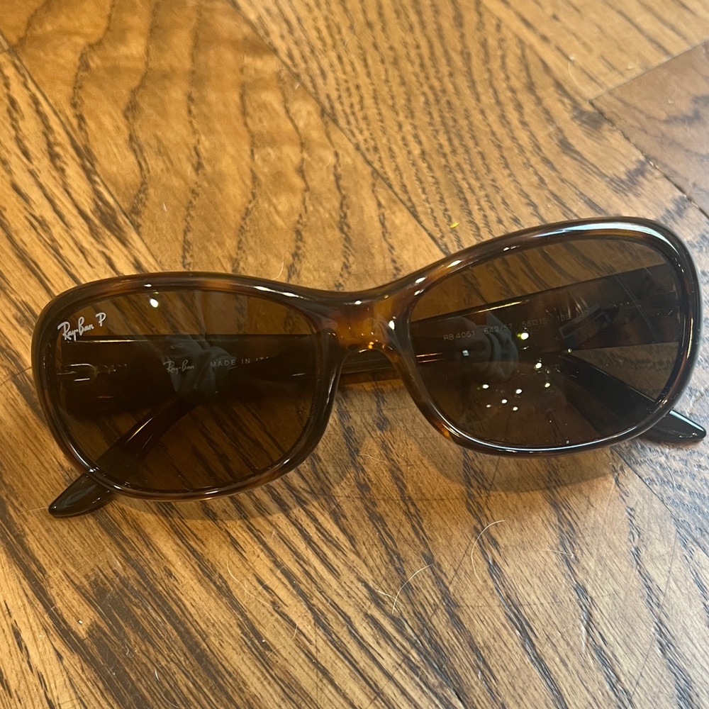 PRESCRIPTION Ray-Ban Polarized Women's Brown Tortoiseshell Sunglasses